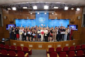 Церемония вручения аттестатов выпускникам 11-го класса 2025