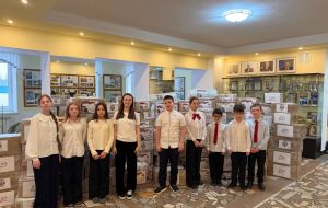 Школьники передали бойцам «тепло своих сердец»: гуманитарная помощь ко Дню защитника Отечества